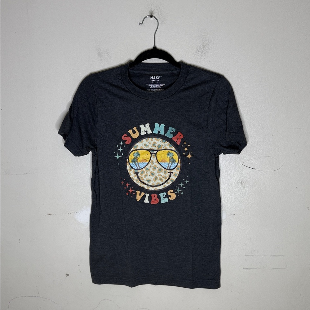 Make Market Charcoal Gray "Summer Vibes" T-Shirt Size Small